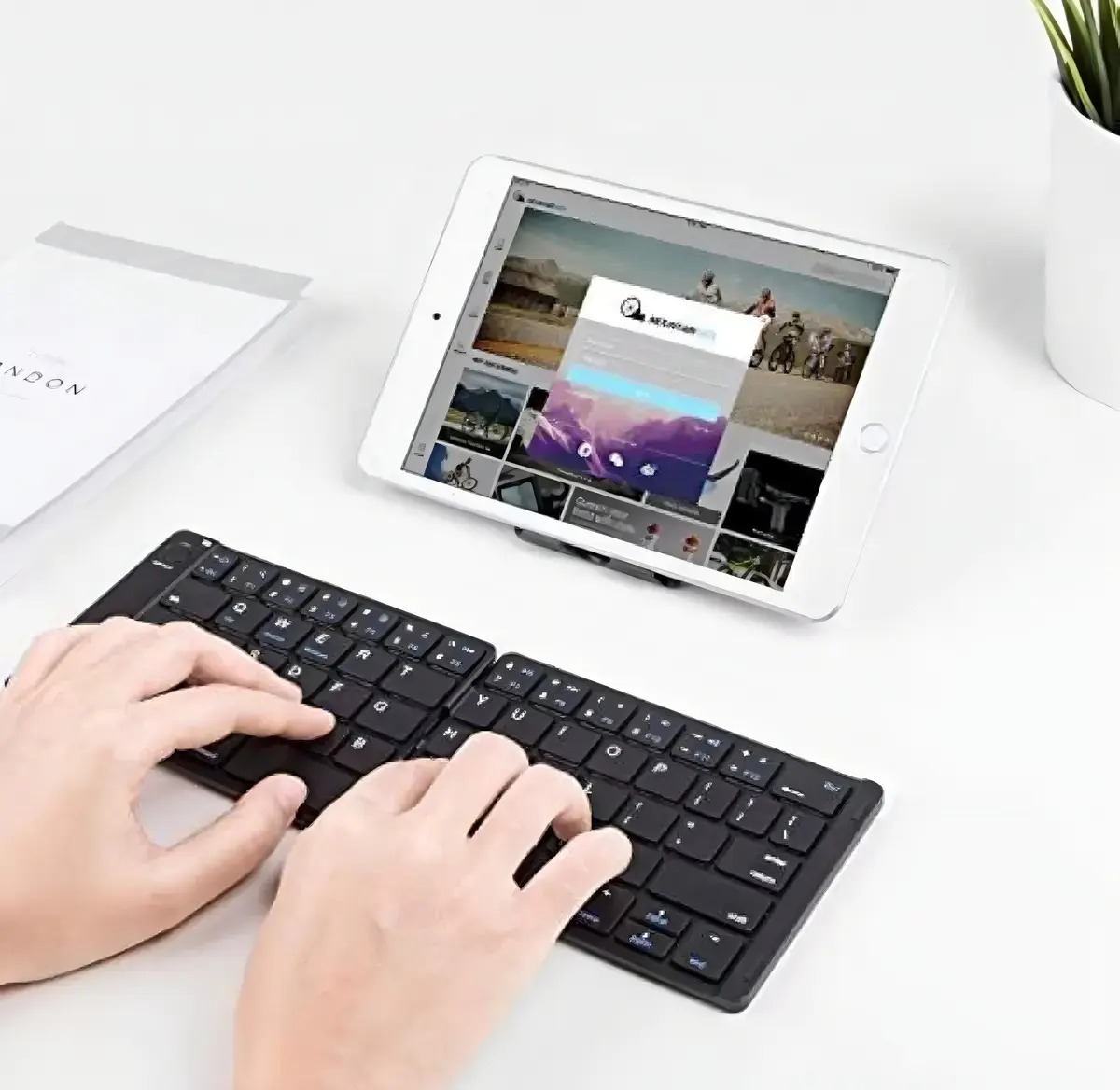 Teclado Inalámbrico Plegable con Soporte para Celular - Image 6